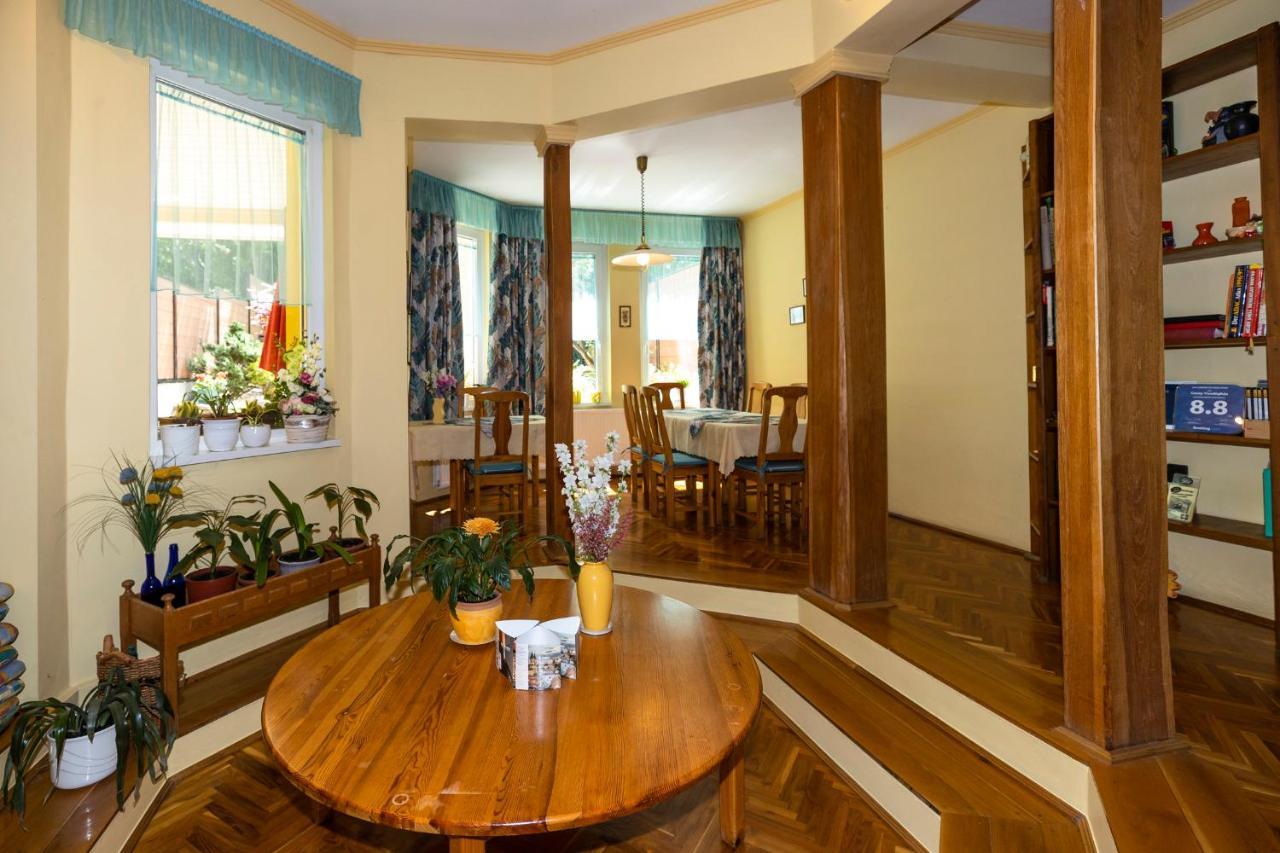 Cecey Vendeghaz Bed & Breakfast Eger Eksteriør bilde